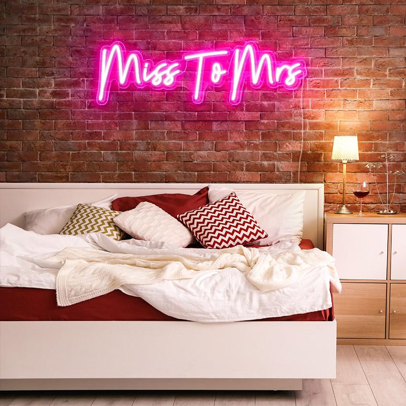 Miss To Mrs neon lights - neonpartys.co.uk