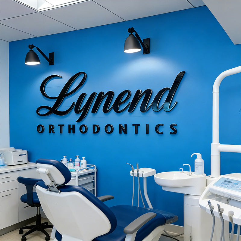 Acrylic advertising letters