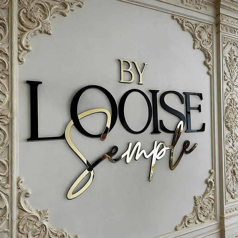 Acrylic advertising letters