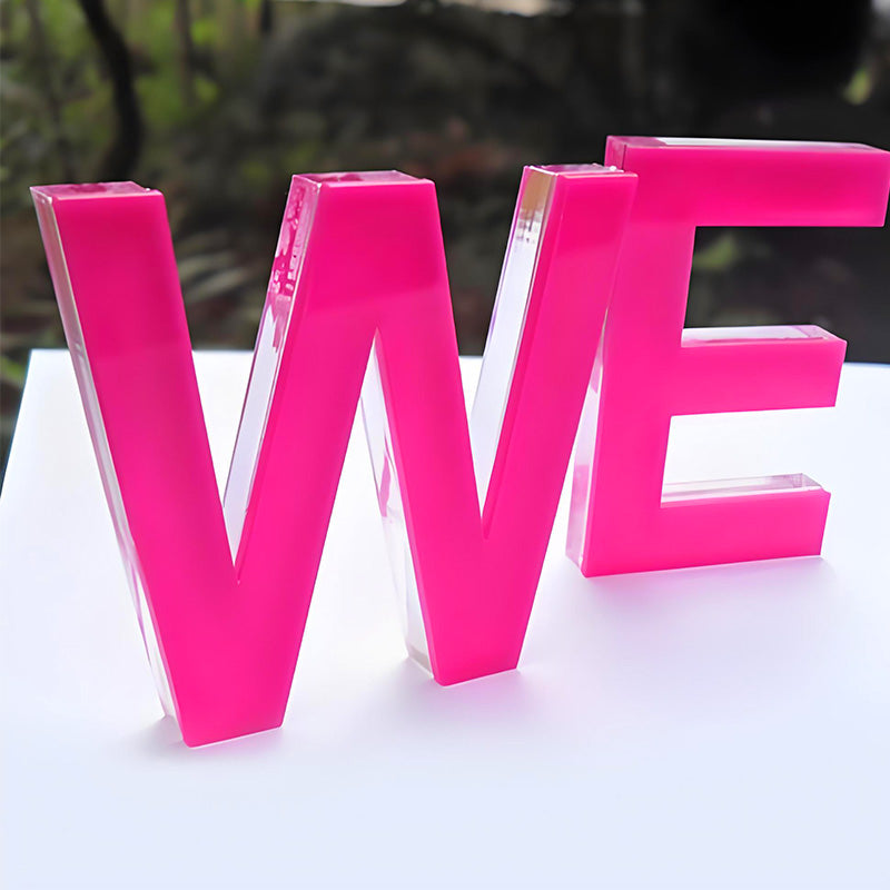 Acrylic advertising letters