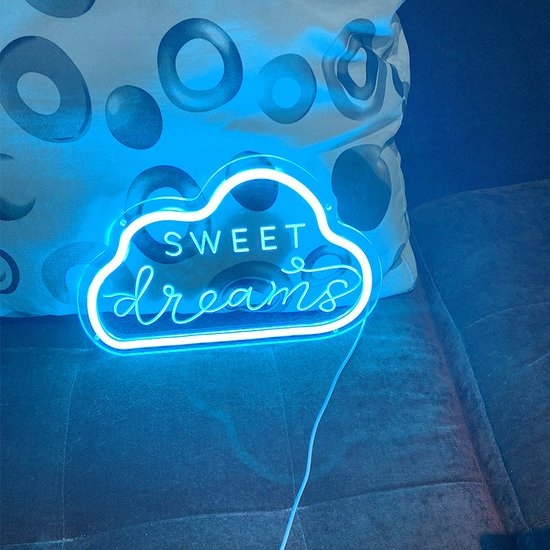 Clouds sweet Neon lights - neonpartys.co.uk