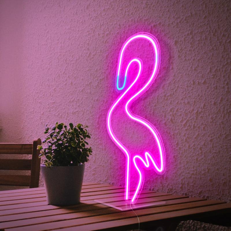 The Flamingo lamps - neonpartys.co.uk